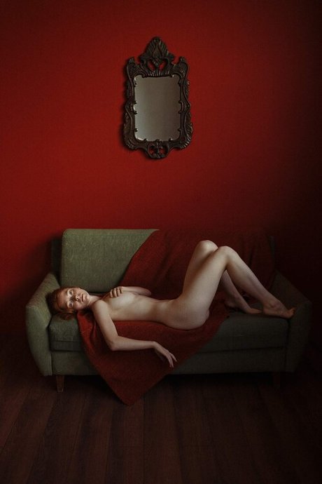 Sophia Boger model top image