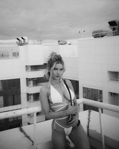 _Katerina Mironova nudes model image