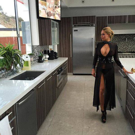 Maria Hering_ exclusive actress images