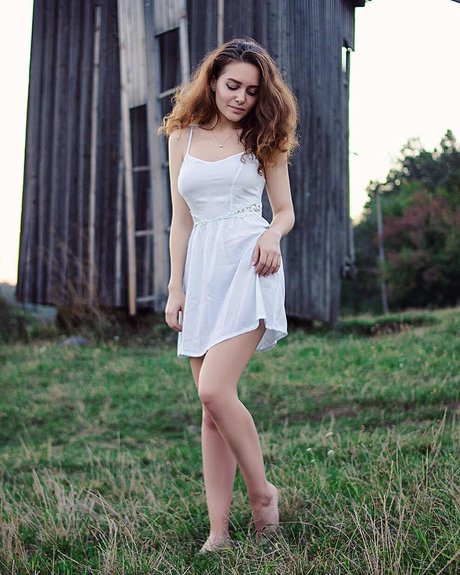 Ave Maria_ high quality actress pic