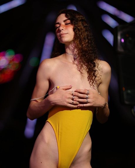 Eden Ayalon_ sexy pornstar photo