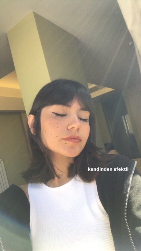 Subaronovv model nude img