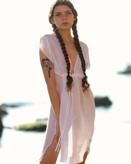 Emily Miller star porn pictures