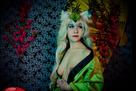 Kitsune No Fullmoon model adult picture