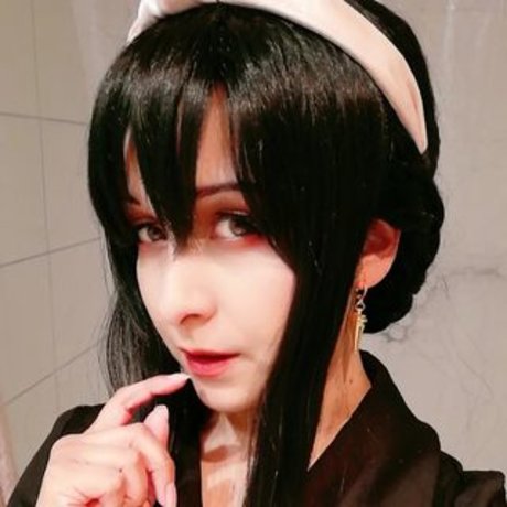 Kitsune No Fullmoon star naked image