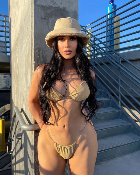 Alejandra Rosas model free galleries