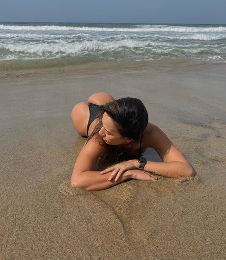 Isabela Fasanaro star best galleries