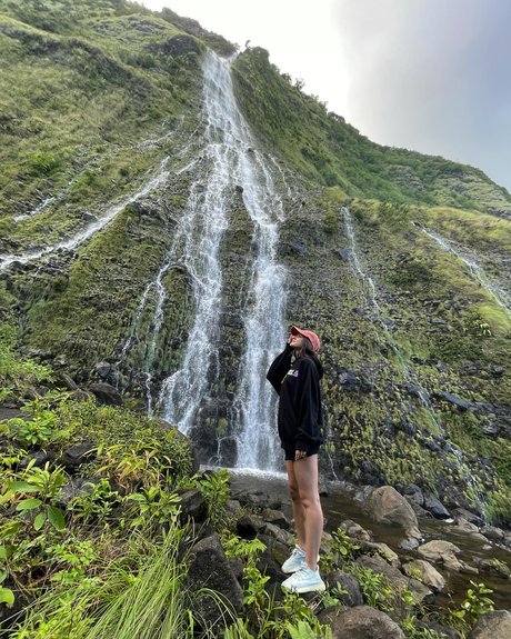 Yael Shelbia pornstar nude img