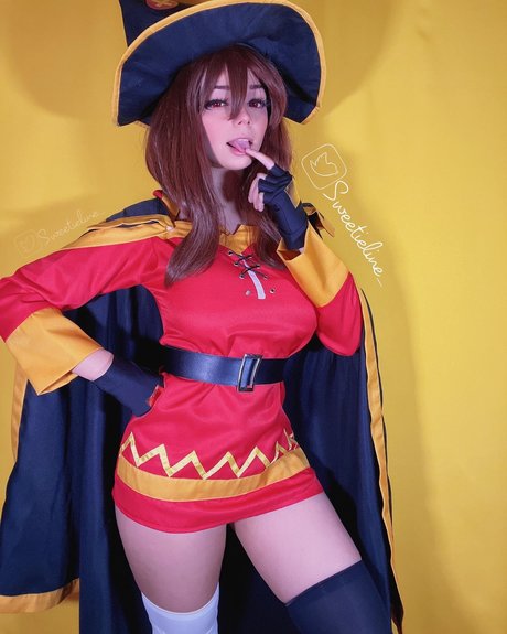 Sweetieline_ model naked photos