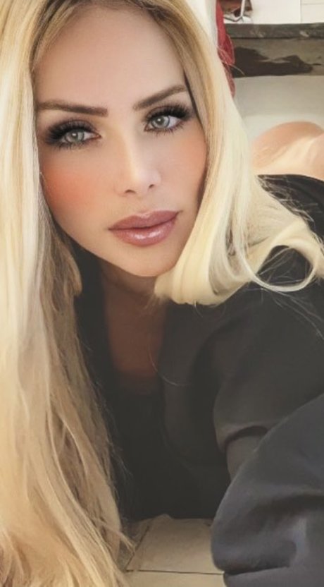 Deliza Rodriguez high quality actress image