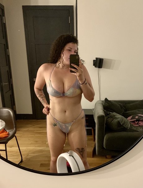 Not Trippy Loner erotic star img