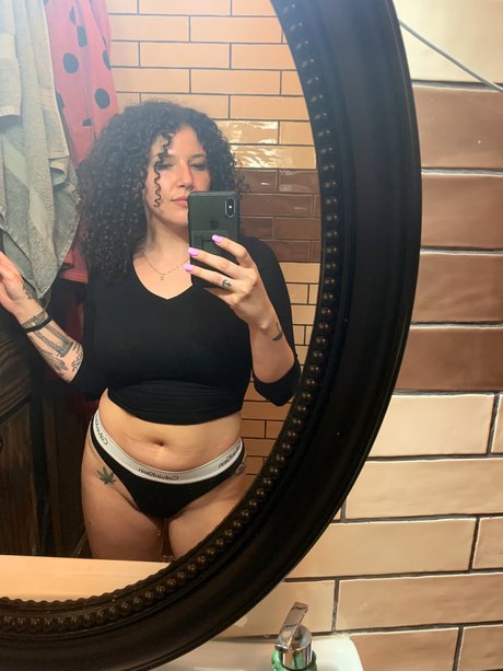 Not Trippy Loner art pornstar pic