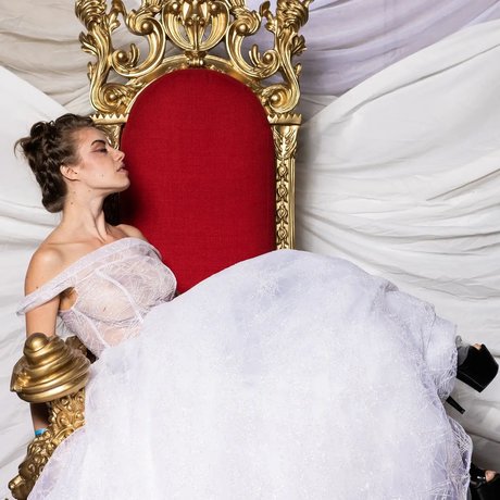 Taye Rose star nice photo