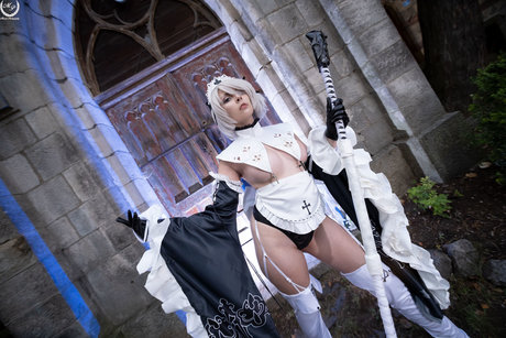 Christine Usi_ model sexy image