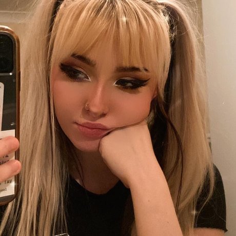 Millie Wild_ pornstar art pictures