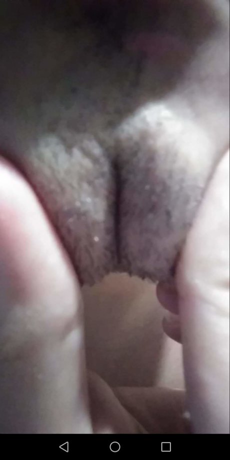 Angela Maria Robson pretty actress pic