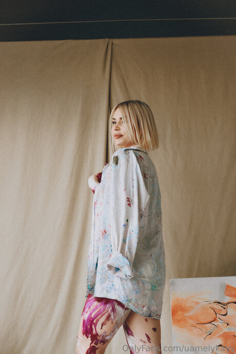 Uamelykayy xxx actress pic