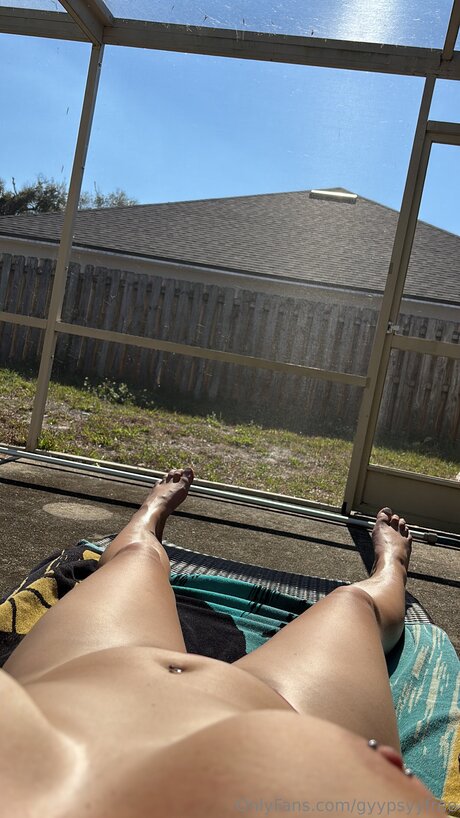 Gyypsyyfree hot model gallery