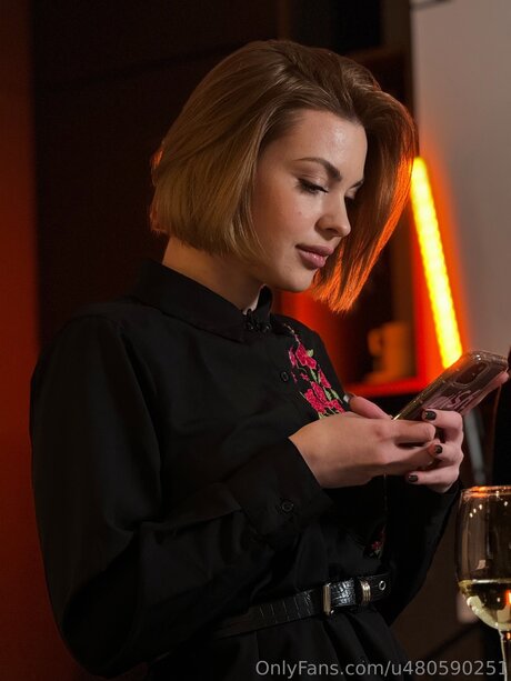 Roxy Blakee model perfect pictures