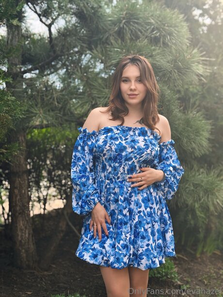 Evahazel best model photo