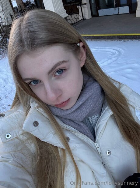 Lollysunnery model hd image