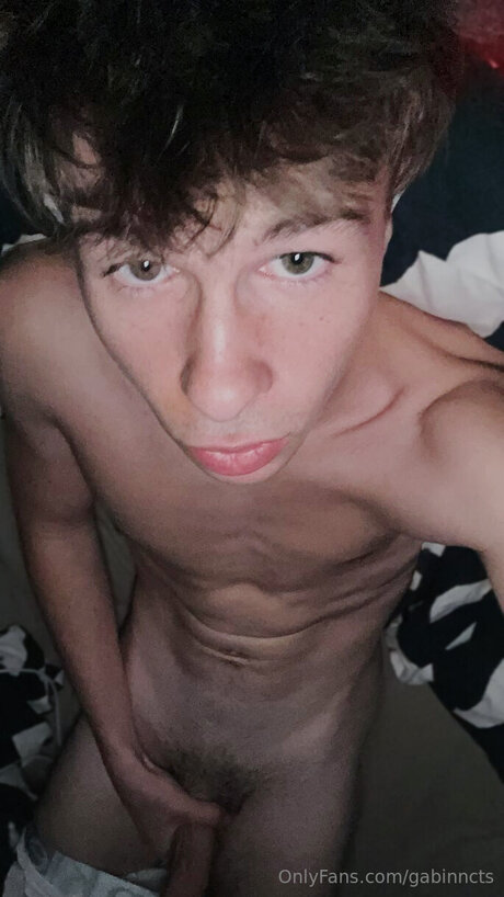 Gabinncts model sexy photo