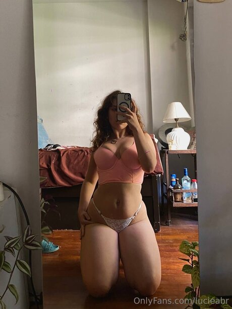 Lucieabr naked actress photo