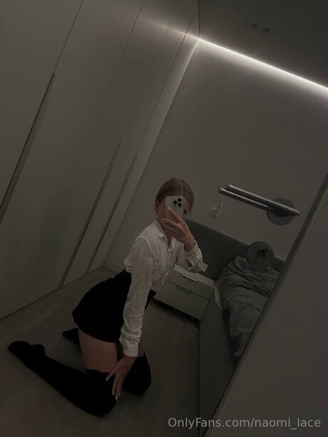 Naomi Lorenss actress pics