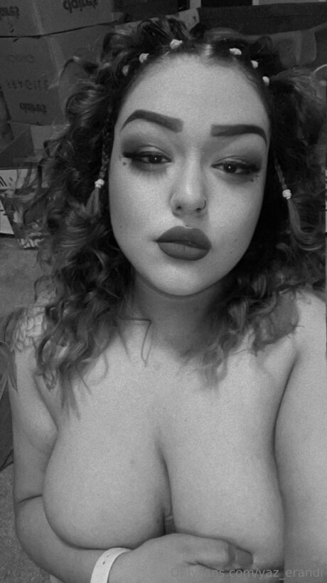 Yaz Erandi beautiful star picture