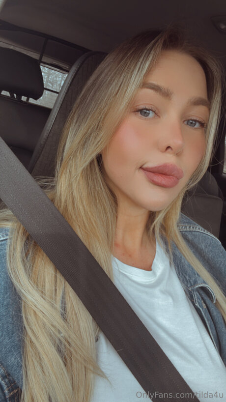 Tilda4u model sexy pic