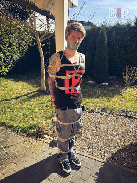 Boundinprogress nudes model picture