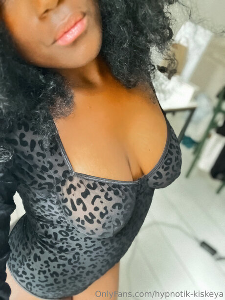 Hypnotik Kiskeya model nice pics