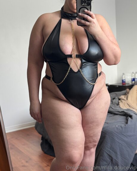 Mila Doucevip hd actress photo