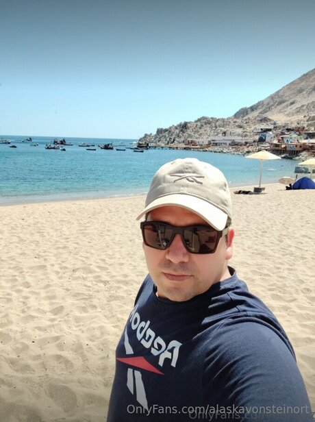 Alaskavonsteinort free actress pics