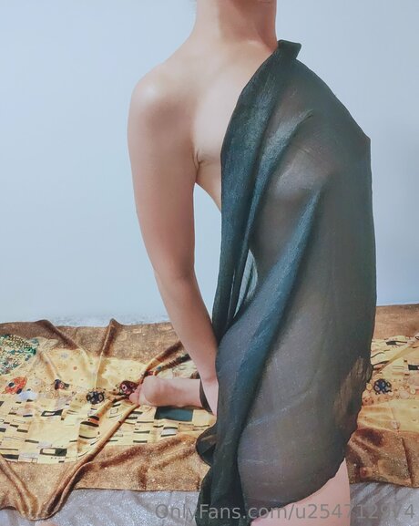 Alaskavonsteinort model erotic picture