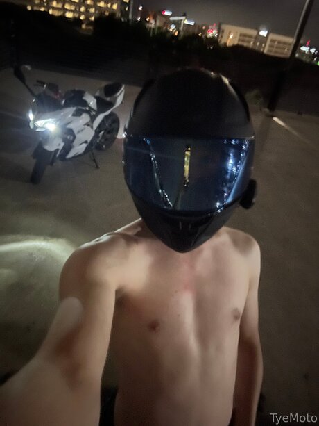 Tyemoto perfect actress photos