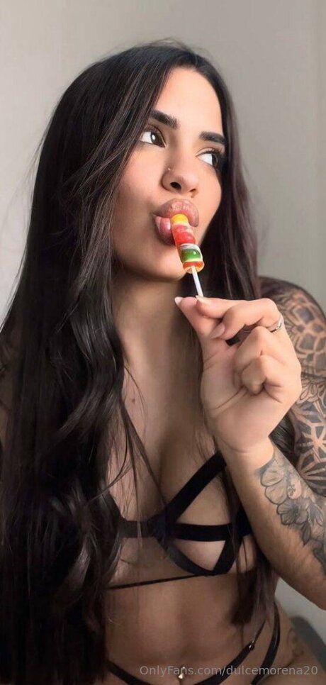 Dulcemorena20 pornstar nudes photo