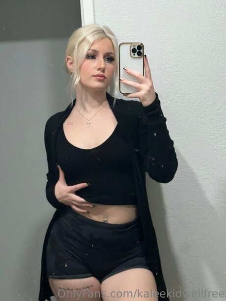 Kaleekidwellfree sexy star galleries