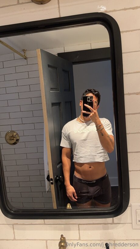 J Shredderson pornstar exclusive picture