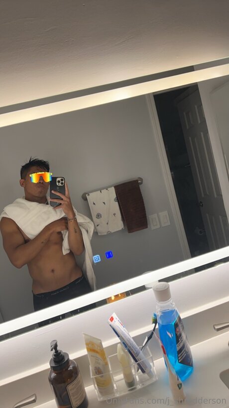 J Shredderson perfect pornstar img