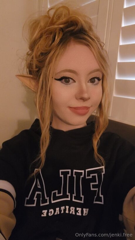 Jenki Free hot pornstar img