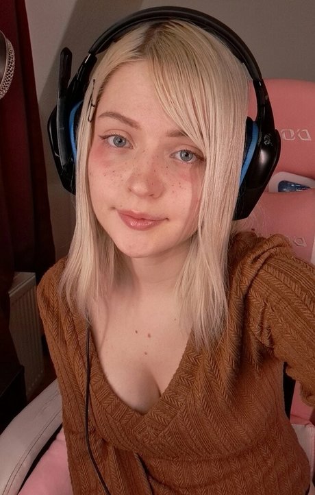 Smoettii sexy star img