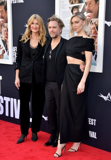 Vanessa Kirby model sex pictures