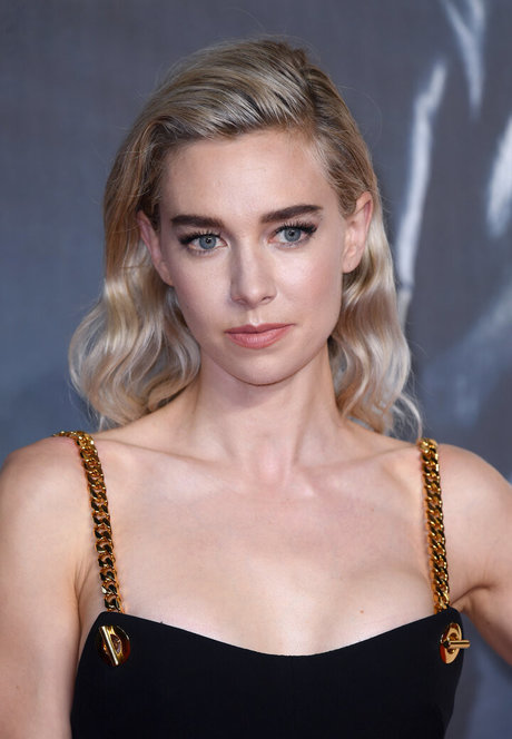 Vanessa Kirby star hd photos