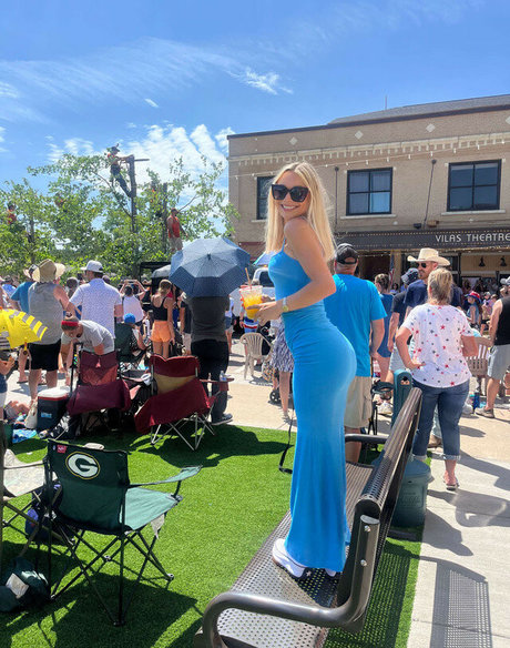 Natalie Decker star naked photo