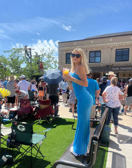 Natalie Decker naked star photo