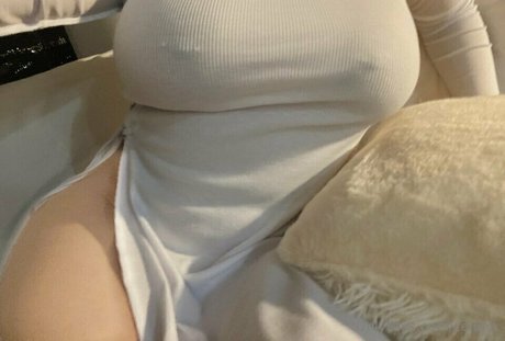 Suilios exclusive model pictures