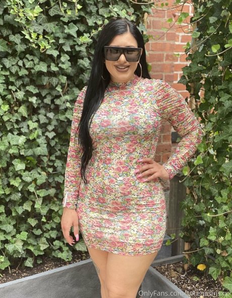 Serenasinsxxx pornstar nudes pics