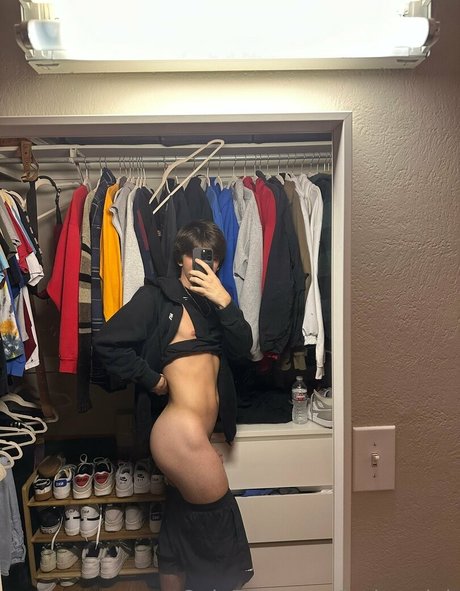 josh twink adult model pic