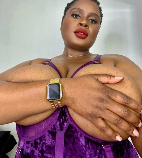 thelingerielounge perfect star pics